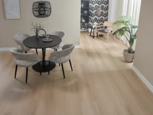 Floer-Landhuis-Plak-PVC-vloer-Lichtbruine-Eik-woonkamer