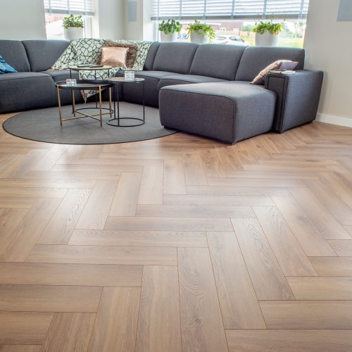 How to lay a Herringbone Laminate floor?