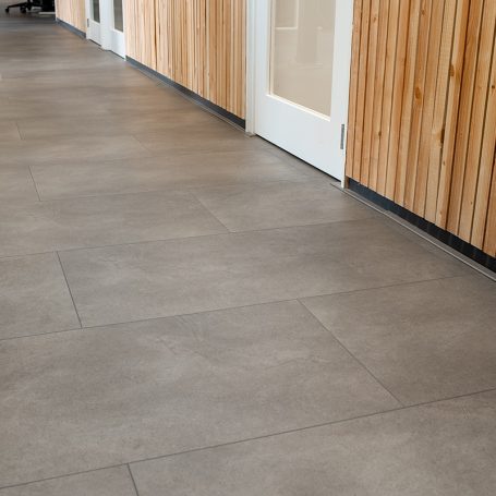 Floer-Tile-Rigid-Click-Vinyl-floors-Moesala-Anthracite-product-14