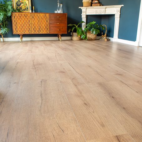 Floer-Country-House-Laminate-Rustic-Pure-Oak-what-is-retrofuturism