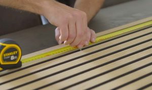 Floer-Akupanel-wall-panel-installing