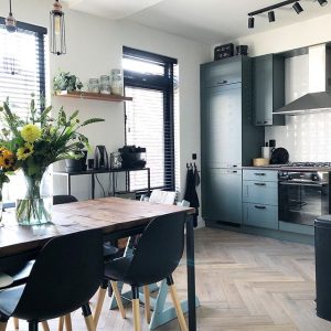 Floer-Herrigbone-Rigid-Click-Vinyl-floor-Rhine-Smoked-White-blog-1