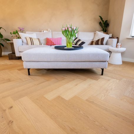 Floer-Hybrid-Wood-Herringbone-floor-Natural-Oak-product-7