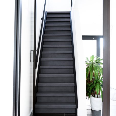 Floer-Stair-Tread-Covers-Slate-Black-4