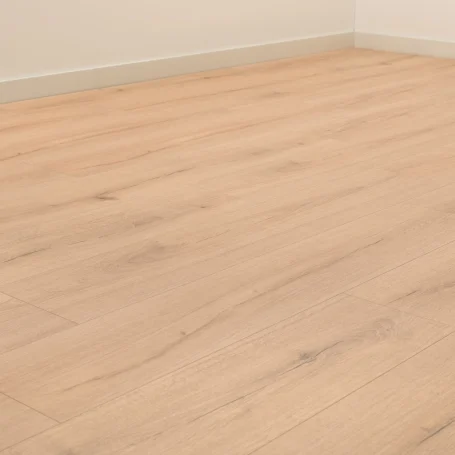 Floer-City-Laminate-Bergamo-Brown-Oak-perspective