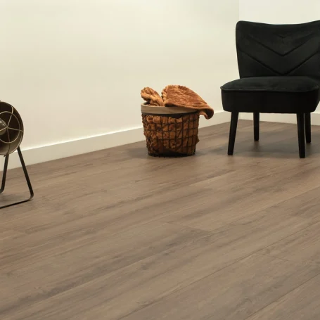 Floer-City-Laminate-Dublin-Dark-Brown-Oak-ambiance-perspective