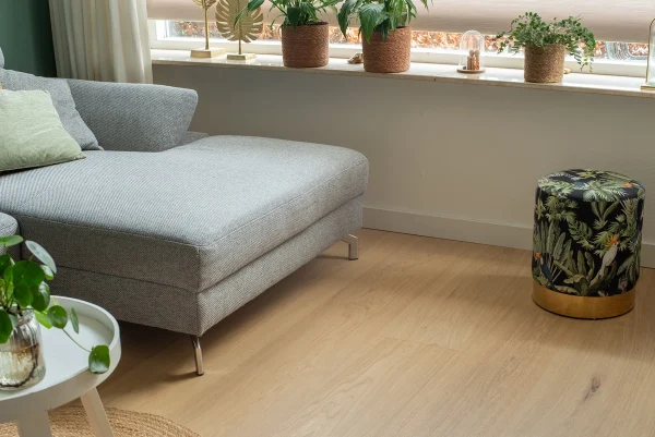 Floer-Hybrid-Wood-floors-Pure-Oak-Subtle-home-decoration-13