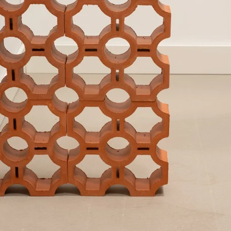 Floer-Terracotta-Roomdivider-Star-Atmosphere-Detail