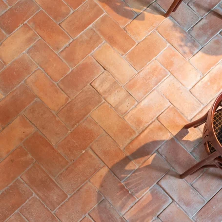 Floer-Terracotta-Tiles-Floor-and-Wall-Herringbone-Floor-Tile