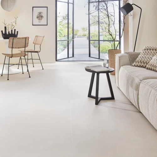 How do you remove a vinyl floor?