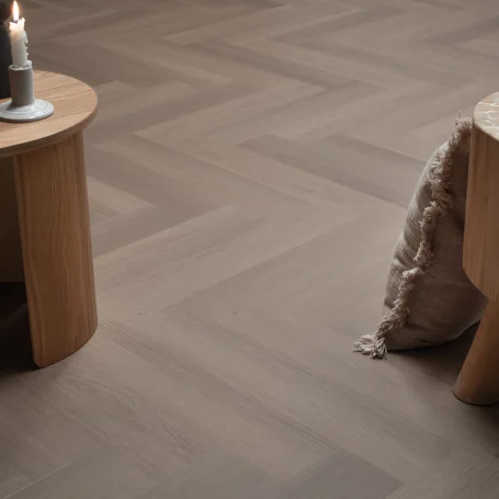 Floer-Herringbone-Click-Vinyl-floor-Greige-Oak-ambience-side