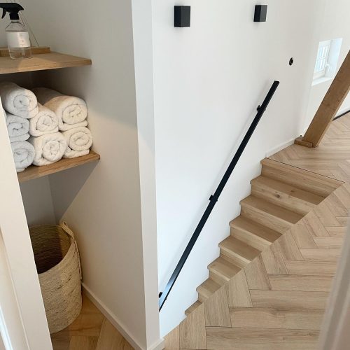 How to protect your laminate floor from scratches and wear