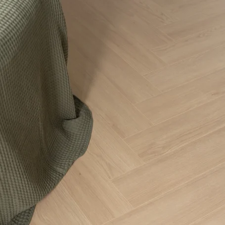 Floer Hybrid Laminate Whalebone Floor Humphrey Hazel Brown interior photo